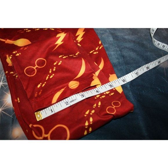 Fabulegs Women Small Wizard House Gryffindor Harry Potter Gold Quidditch Legging - Picture 9 of 10